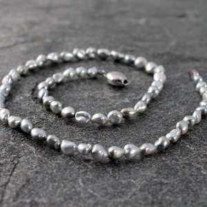 Tahitian Keshi Pearl Necklace with 14k White Gold Clasp, 16.75"