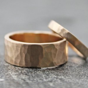 3mm Wide Hammered 14K Gold Wedding Band