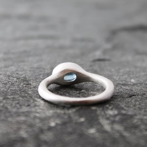 Light Blue Sapphire Ring in Sterling Silver, US Size 7.5