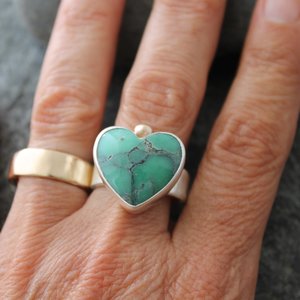 Desert Bloom Variscite Heart Ring with 14K Gold and Sterling Silver, US size 8