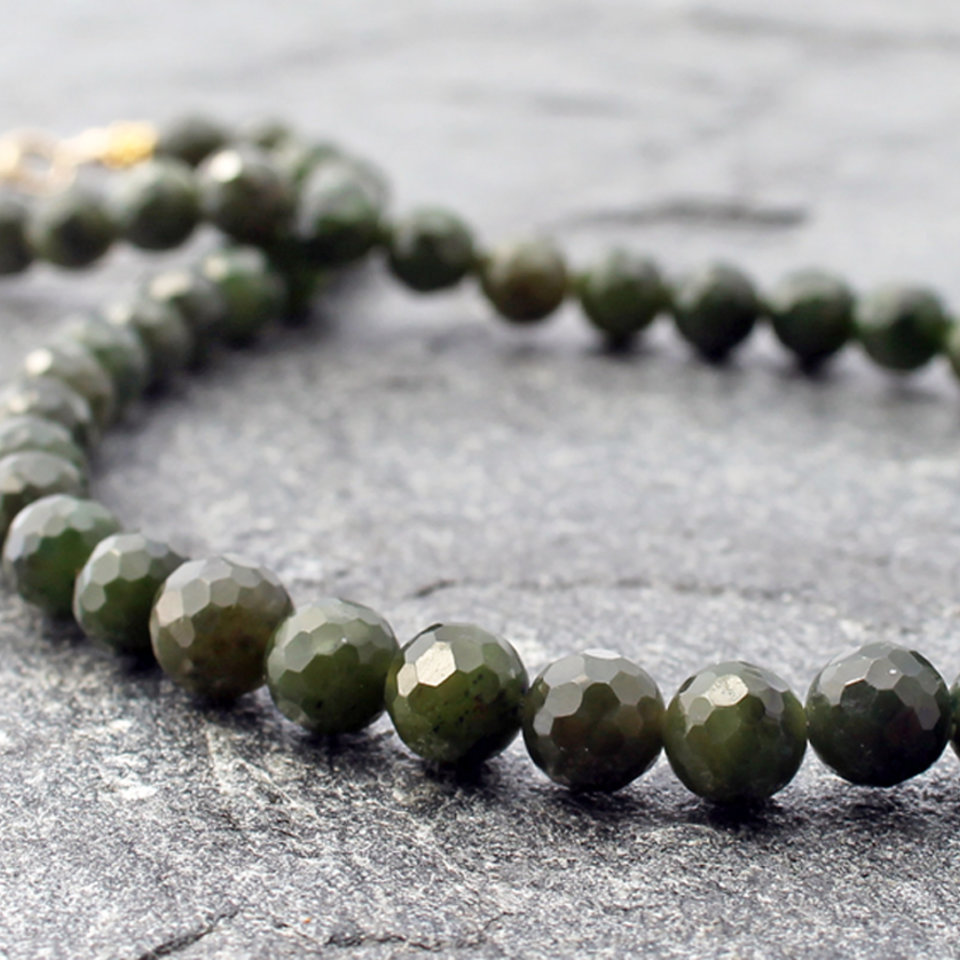 faceted canadian nephrite jade & gold necklace