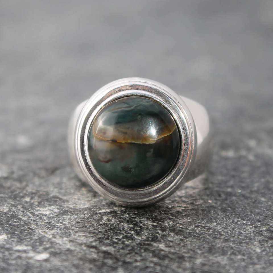 Morrisonite Jasper Ring, neva murtha jewelry, sunshine coast bc jewelry