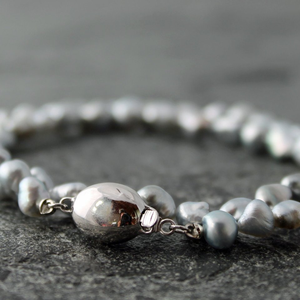 Tahitian Keshi Pearl Necklace with 14k White Gold Clasp, 16.75"
