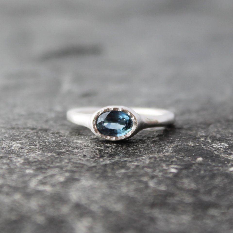 Light Blue Sapphire Ring in Sterling Silver, US Size 7.5