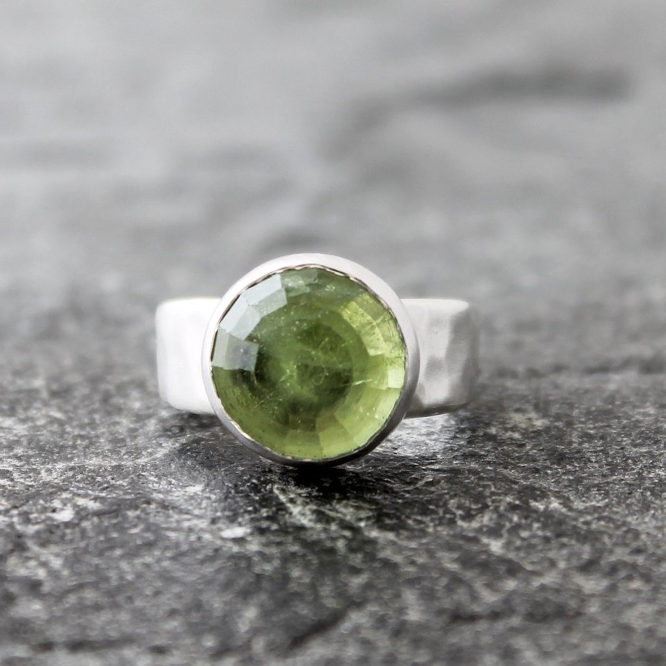 Peridot Moon Ring with Hammered Sterling Silver Band, US Size 7