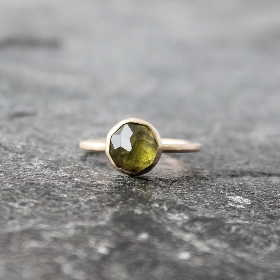 Abstract silver peridot ring | Garden of Gems Custom Jewelry