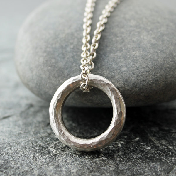 hammered silver circle necklace